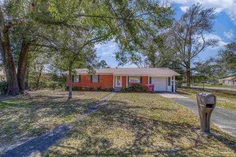 100 Teakwood Cir, Pensacola, FL 32506
