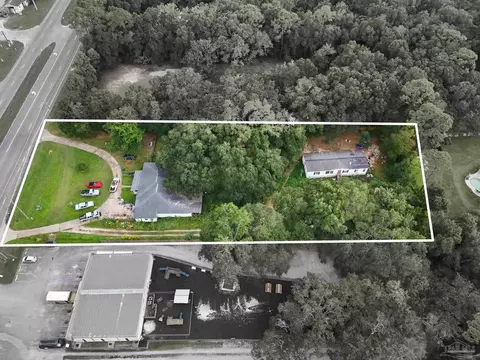 7121 Pine Forest Rd, Pensacola, FL 32526
