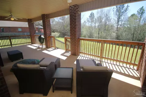2623 Brochelle Dr, Pace, FL 32571 photo 4