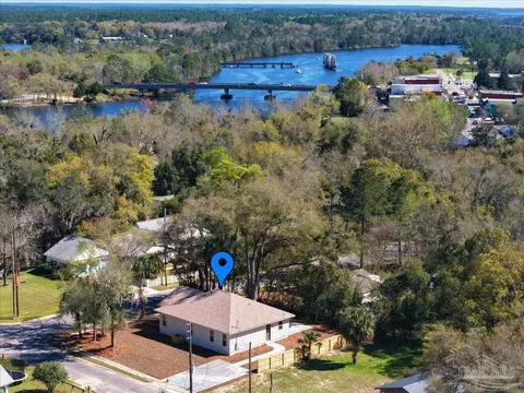 View/Area - 5293 Conecuh St, Milton, FL 32570 photo 5 of 7