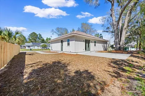 Exterior - 5293 Conecuh St, Milton, FL 32570 photo 4 of 6