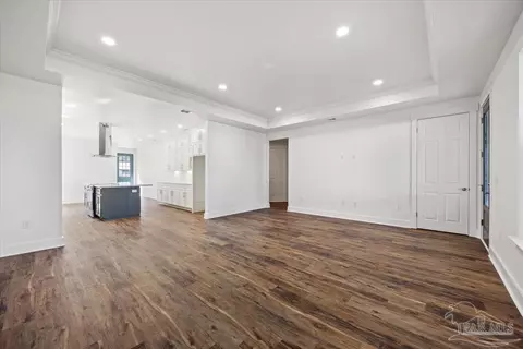 Living - 5293 Conecuh St, Milton, FL 32570 photo 3 of 6