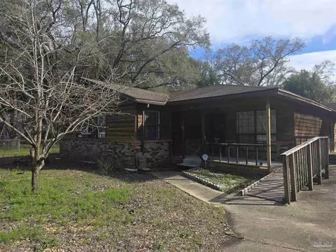 335 Vera St, Pensacola, FL 32514