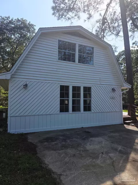5805 Gazebo St, Milton, FL 32583