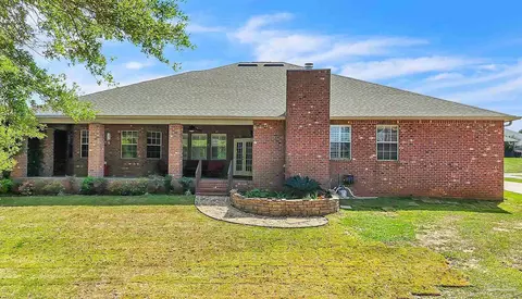Exterior - 4401 Essex Terrace Cr, Pace, FL 32571 photo 3 of 6