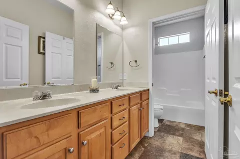 Bath - 4401 Essex Terrace Cr, Pace, FL 32571 photo 2 of 2