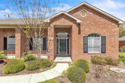 Exterior - 4401 Essex Terrace Cr, Pace, FL 32571 photo 2 of 6