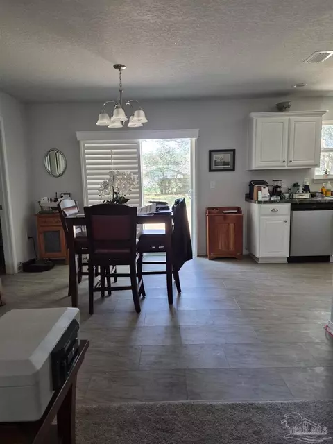 5538 Holley St, Milton, FL 32583 photo 6