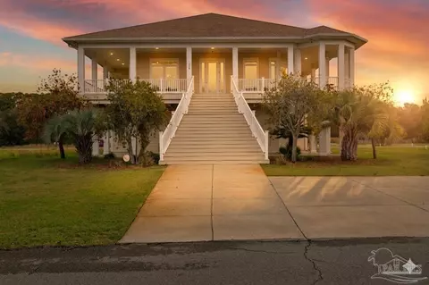 3130 Linden Ave, Gulf Breeze, FL 32563
