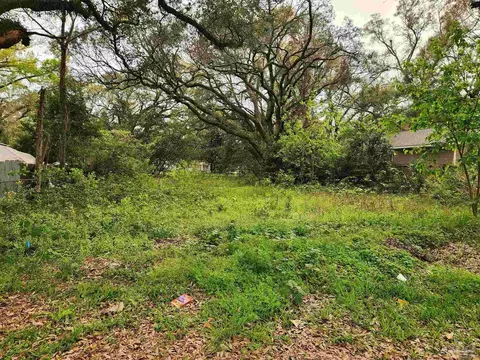 3807 W Mallory St, Pensacola, FL 32505