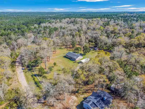 13805 Timber Creek Dr, Cantonment, FL 32533