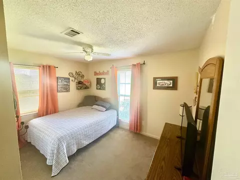 Bedroom - 5057 Babb Ln, Pace, FL 32571 photo 4 of 5