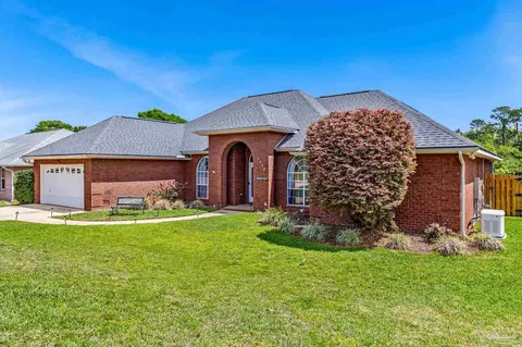 Exterior - 2822 Frederick St, Cantonment, FL 32533 photo 18 of 19