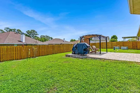 Exterior - 2822 Frederick St, Cantonment, FL 32533 photo 10 of 19