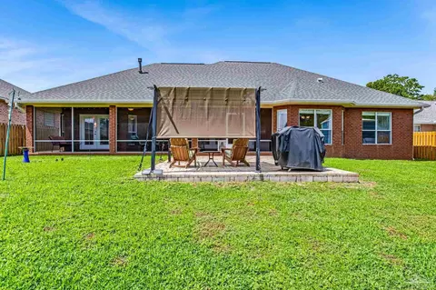 Exterior - 2822 Frederick St, Cantonment, FL 32533 photo 12 of 19