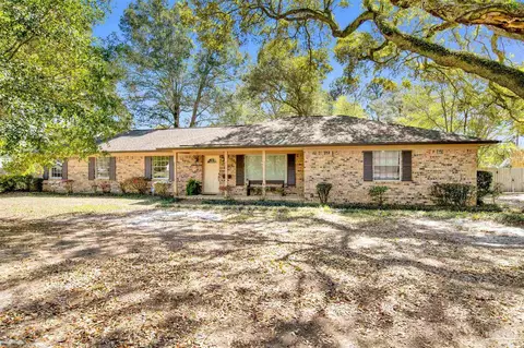 5111 Prieto Dr, Pensacola, FL 32506