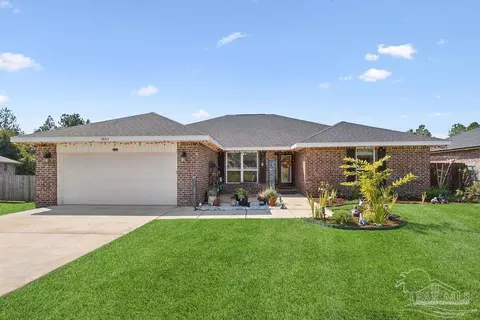 5653 Burr St, Milton, FL 32570