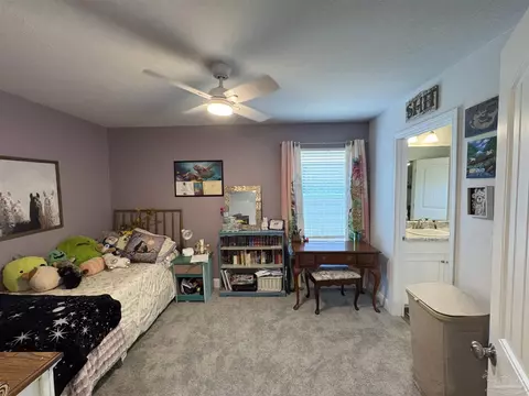 Bedroom - 5653 Burr St, Milton, FL 32570 photo 4 of 4