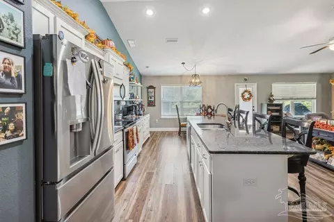 Kitchen - 5653 Burr St, Milton, FL 32570 photo 1 of 1