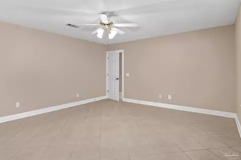 Bedroom - 3243 Moss Pt Ln, Cantonment, FL 32533 photo 1 of 4