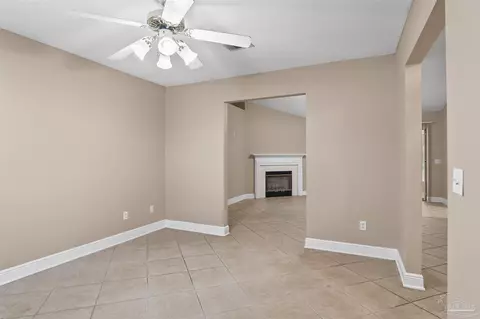 Living - 3243 Moss Pt Ln, Cantonment, FL 32533 photo 2 of 3
