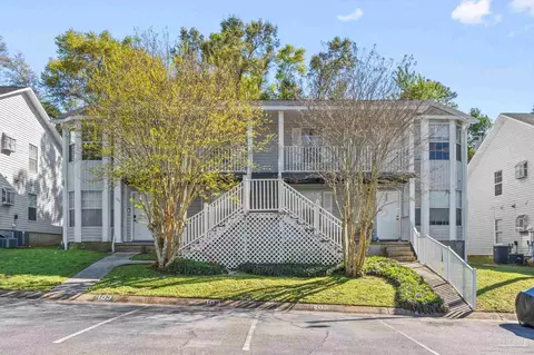1500 E Johnson Ave #203, Pensacola, FL 32514