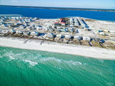 7453 Sunset Harbor Dr #1-311, Navarre Beach, FL 32566