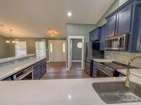 Kitchen - 6020 Enfinger Rd, Pace, FL 32571 photo 5 of 5