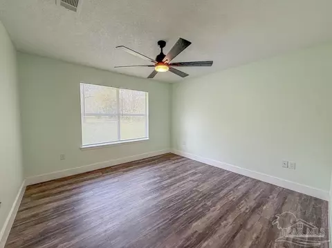 Bedroom - 6020 Enfinger Rd, Pace, FL 32571 photo 4 of 5
