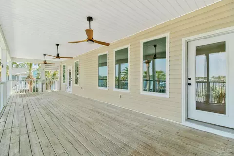 Exterior - 7808 Petersen Pt Rd, Milton, FL 32583 photo 18 of 23