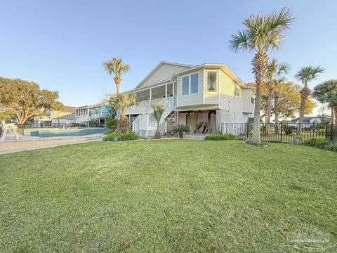 Exterior - 7808 Petersen Pt Rd, Milton, FL 32583 photo 20 of 23