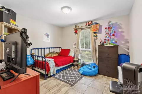 Bedroom - 1998 Sid Hayes Rd, Jay, FL 32565 photo 7 of 7