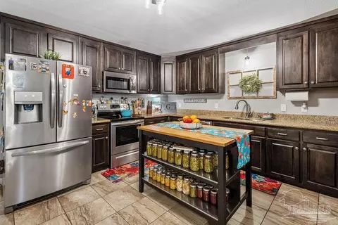 Kitchen - 1998 Sid Hayes Rd, Jay, FL 32565 photo 2 of 5
