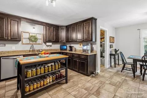 Kitchen - 1998 Sid Hayes Rd, Jay, FL 32565 photo 3 of 5