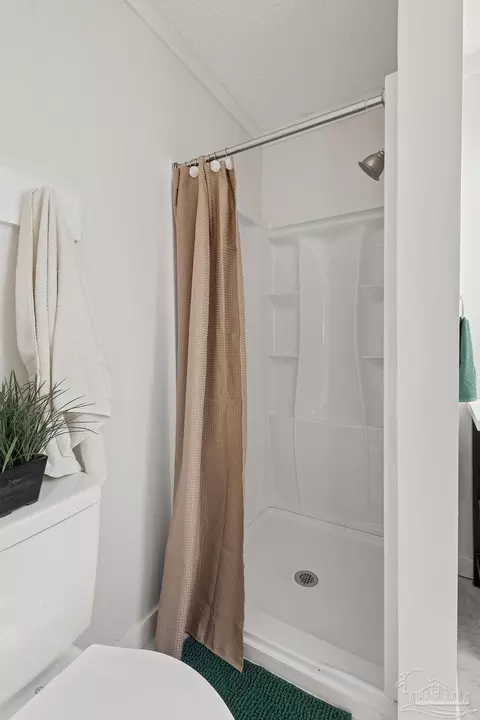 Bath - 10841 Luker Way # A, Jay, FL 32565 photo 7 of 9