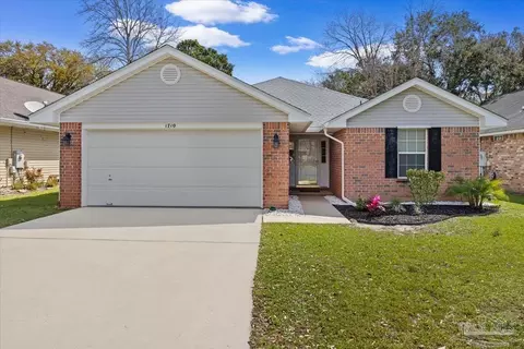 1710 Ivalea Cir, Navarre, FL 32566