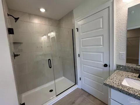 Bath - 5223 Wahoo Rd, Pace, FL 32571 photo 1 of 3