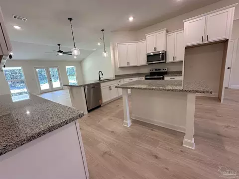 Kitchen - 5223 Wahoo Rd, Pace, FL 32571 photo 2 of 8