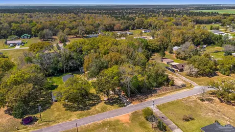 View/Area - 7175 Wallace Dr, Pace, FL 32571 photo 4 of 16