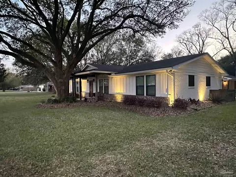 Exterior - 7175 Wallace Dr, Pace, FL 32571 photo 6 of 13