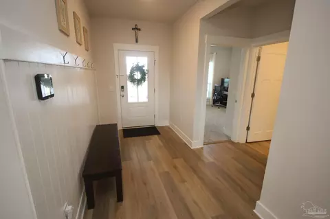 Entry Way - 2651 Ten Mile Rd, Pace, FL 32571 photo 2 of 13