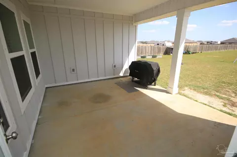 Exterior - 2651 Ten Mile Rd, Pace, FL 32571 photo 4 of 11