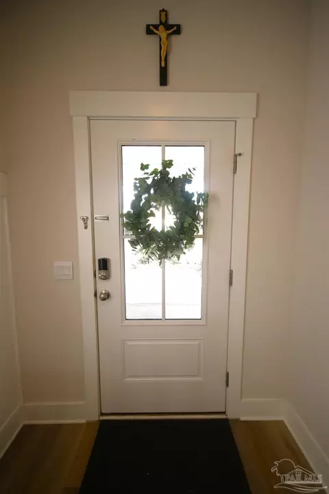 Entry Way - 2651 Ten Mile Rd, Pace, FL 32571 photo 4 of 13