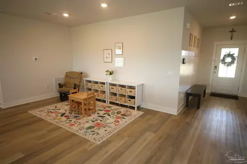 Entry Way - 2651 Ten Mile Rd, Pace, FL 32571 photo 7 of 13
