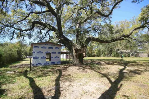Exterior - 4308 Floridatown Rd, Pace, FL 32571 photo 13 of 16