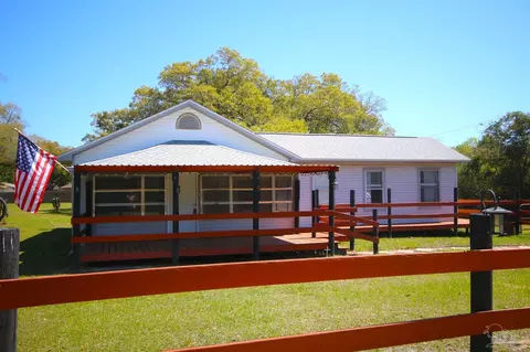 4308 Floridatown Rd, Pace, FL 32571