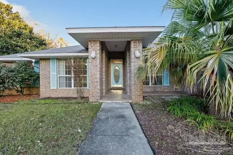 1436 Nantahala Beach Rd, Gulf Breeze, FL 32563