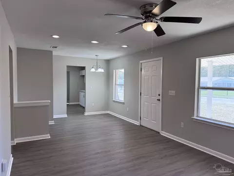 Living - 6426 Walnut St, Milton, FL 32570 photo 1 of 3