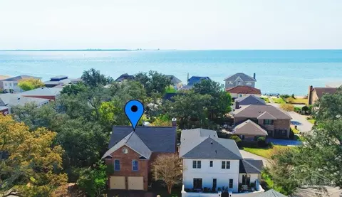 3343 Chantarene Dr, Pensacola, FL 32507