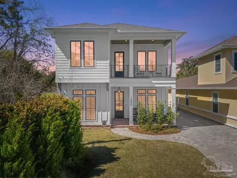 1600 E Heinberg St, Pensacola, FL 32501